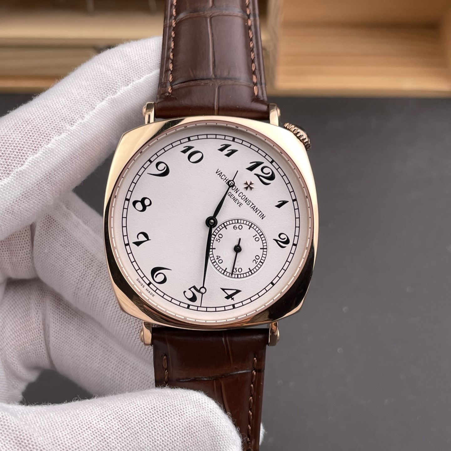 Vacheron Constantin 82035-000R-9359 - 1:1 Best Edition Replica Watches