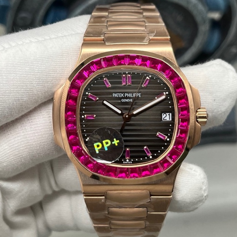 Patek Philippe Nautilus 5723-112R-001 - 1:1 Best Edition Replica Watches
